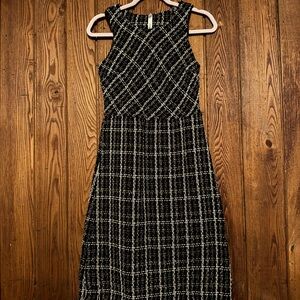 Sleeveless Black and White Tweed Midi Dress